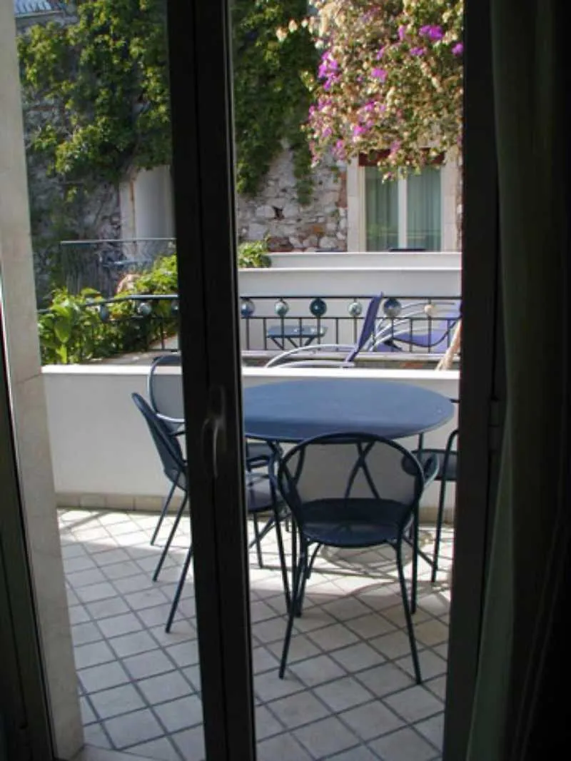 Hotel Vello D'Oro Taormina 3*,  İtalya